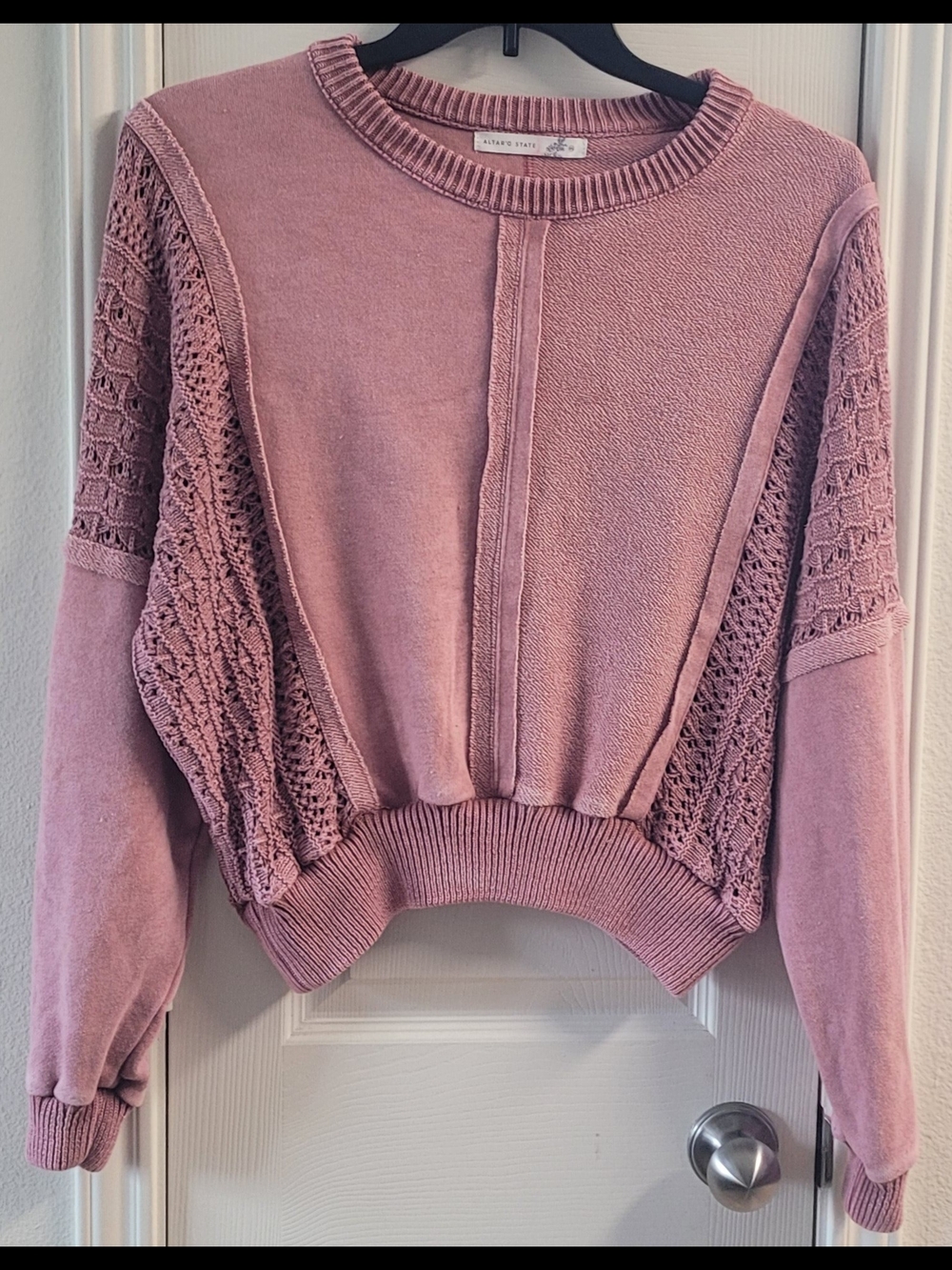 Altar'd State Mauve-Pink Textured Crewneck Sweater